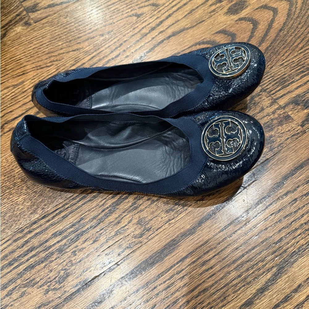 Tory Burch Women's Navy Ballet Flats